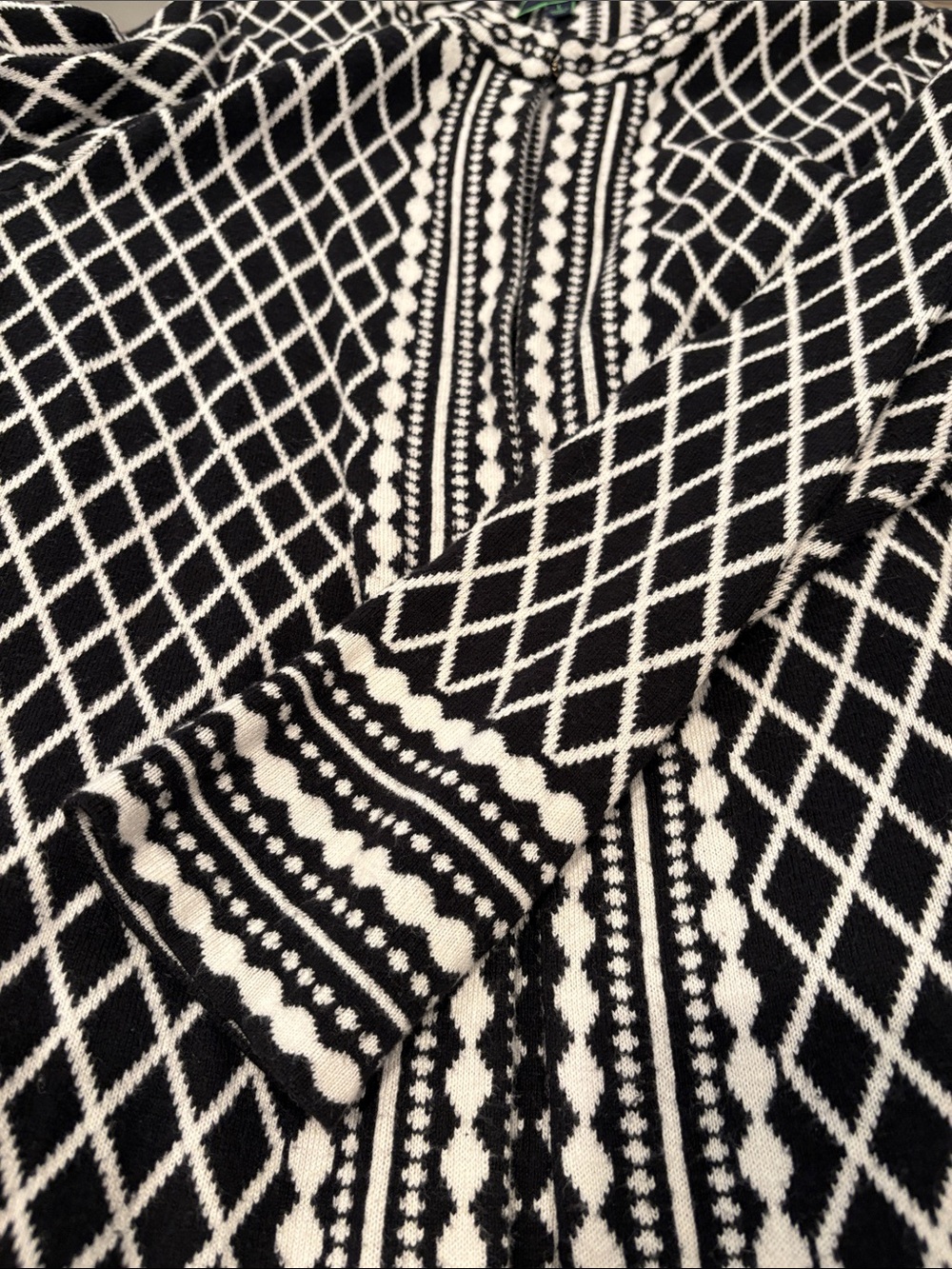 C. Wonder Black and White Geometric Open-Front Cardigan - Picture 6 of 7